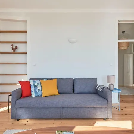 Rua Dos Remedios 179 *