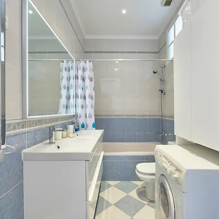 Rua Dos Remedios 179 شقة *