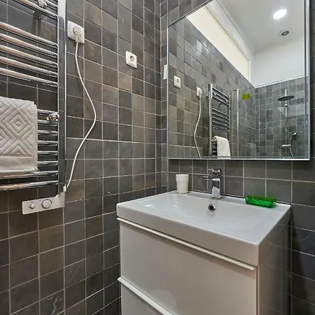 Rua Dos Remedios 179 شقة *